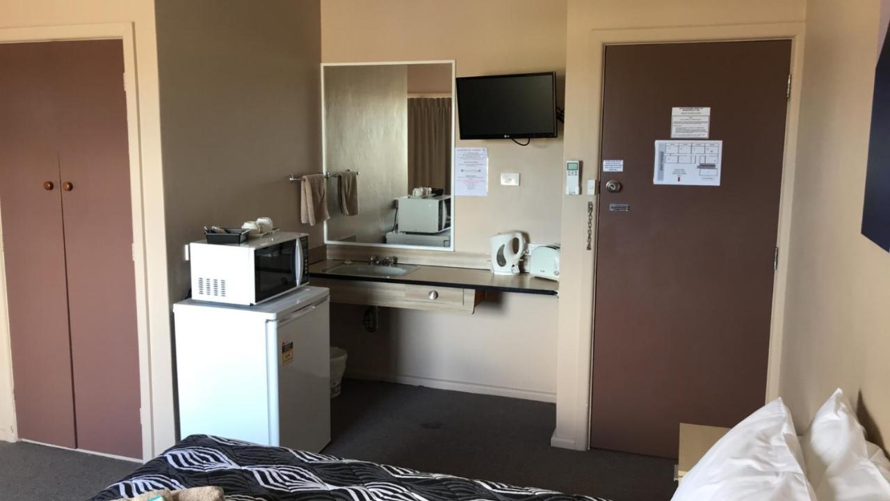 Manning River Motel Тари Экстерьер фото